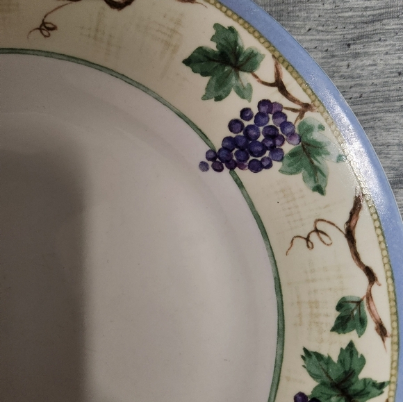 Vintage Pfaltzgraff Merlot Dinner Plate 10.5" EUC Grapes - Picture 3 of 6
